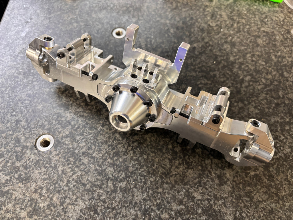LOSI LMT AXLE HOUSING FRONT(STEERING)